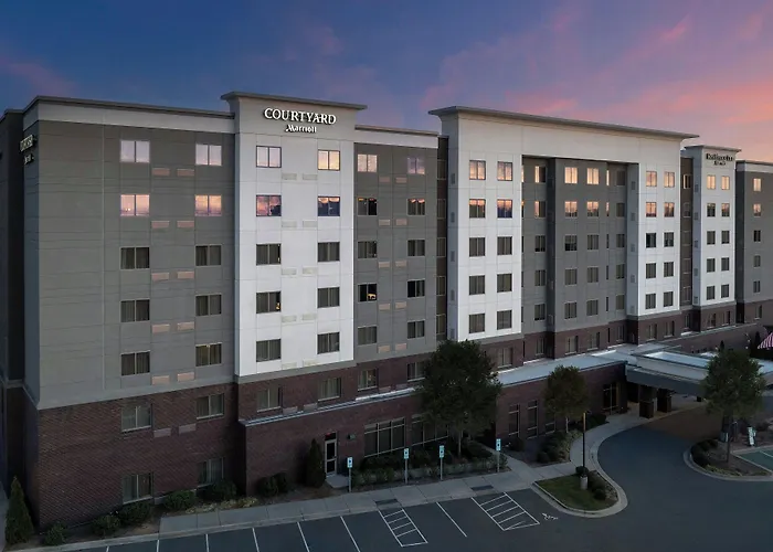 Courtyard By Marriott Charlotte Northlake